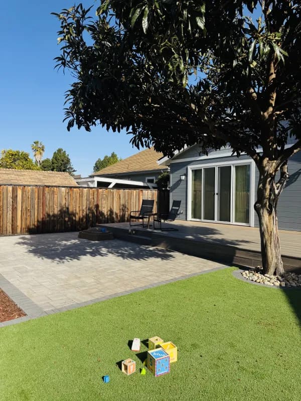 Retaining Wall & Patio